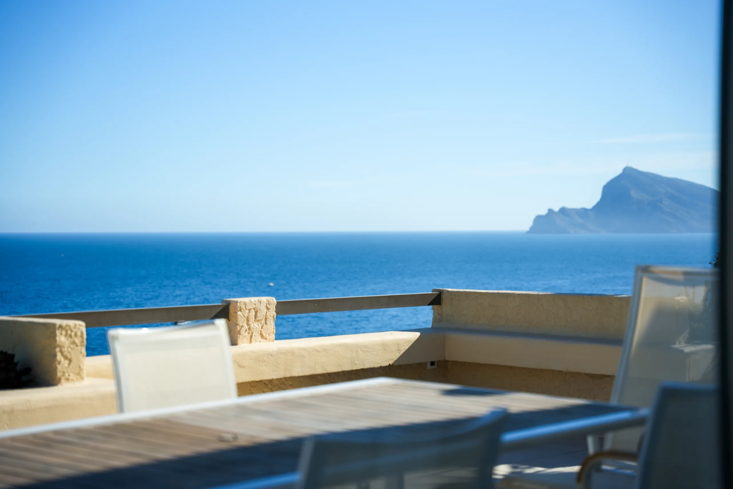Ático con una terraza sobre el mar: foto 5 de 9
