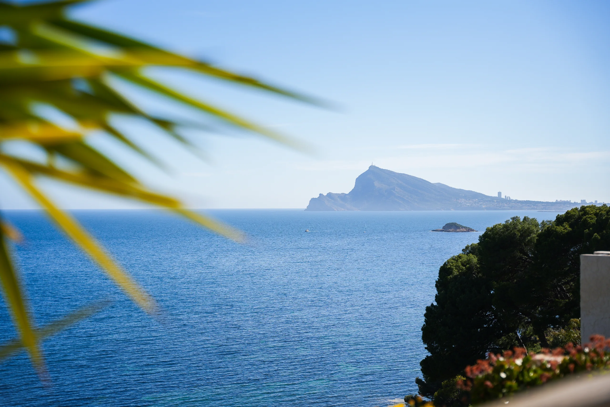 Ático con una terraza sobre el mar: foto 6 de 9