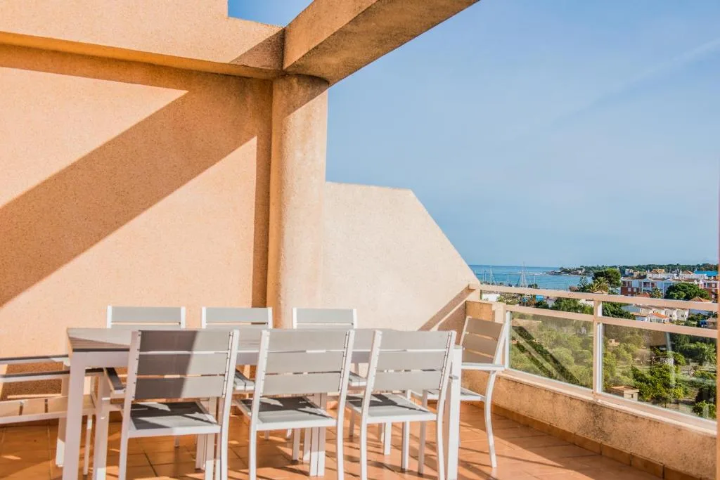 Ático dúplex con una gran terraza: foto 5 de 9
